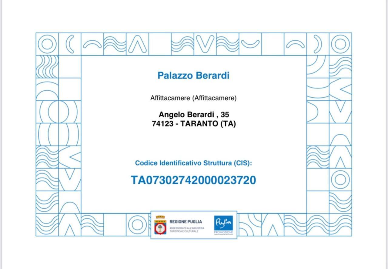 לינה וארוחת בוקר טאראנטו Palazzo Berardi מראה חיצוני תמונה